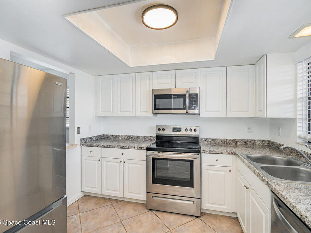 205 Palmetto Avenue, Merritt Island, FL 32953