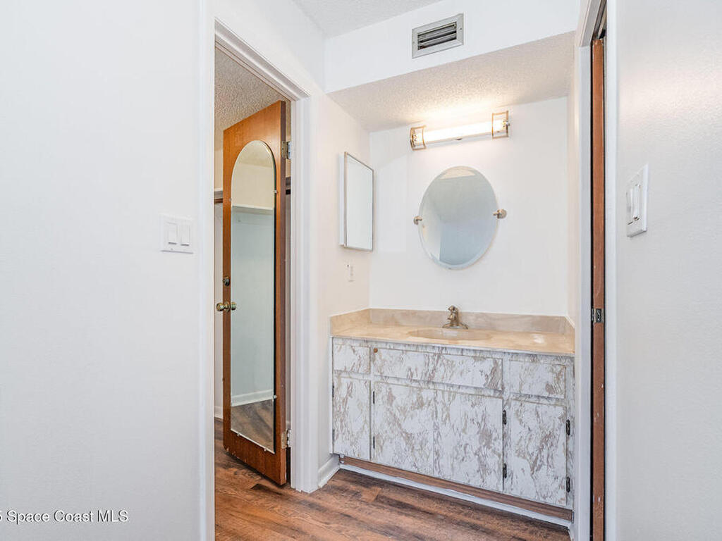 205 Palmetto Avenue, Merritt Island, FL 32953