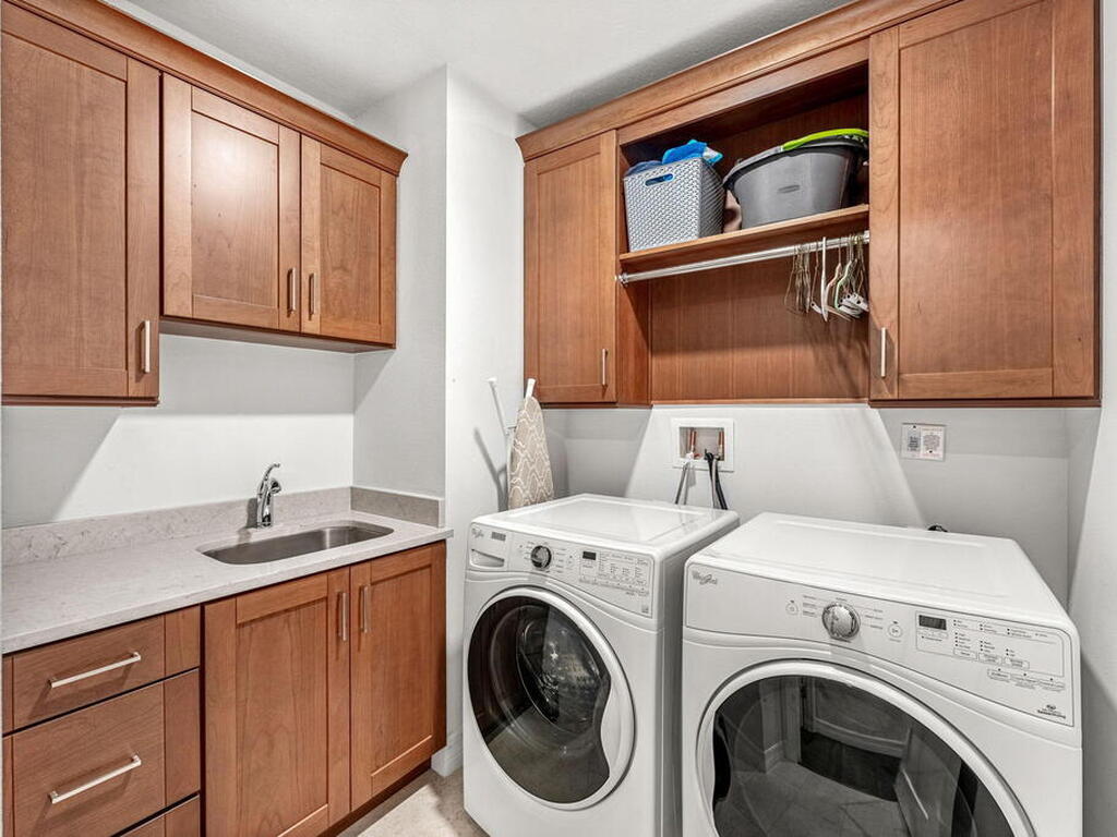 1725 N Highway A1A, Indialantic, FL 32903