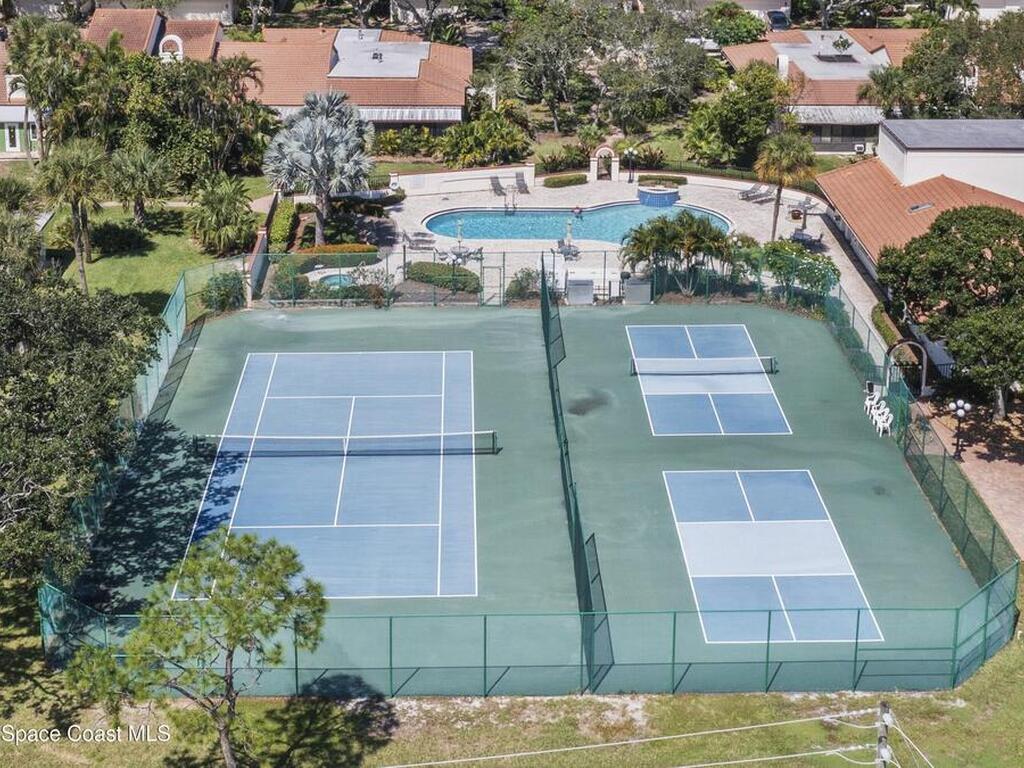 1808 Parkside Place, Indian Harbour Beach, FL 32937