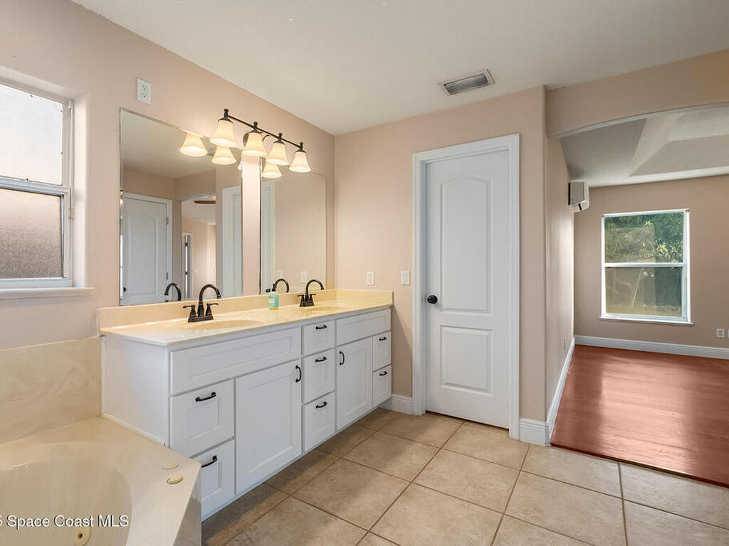 2940 Brandywine Circle, Titusville, FL 32796