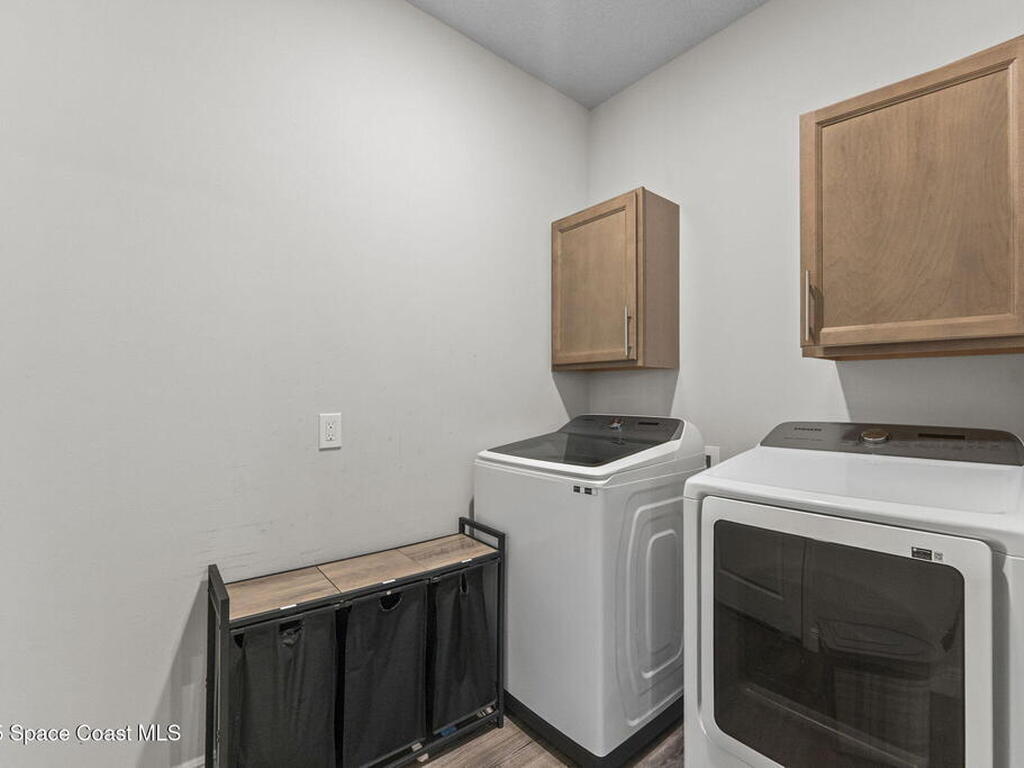 1085 Captiva Island Circle, Palm Bay, FL 32908