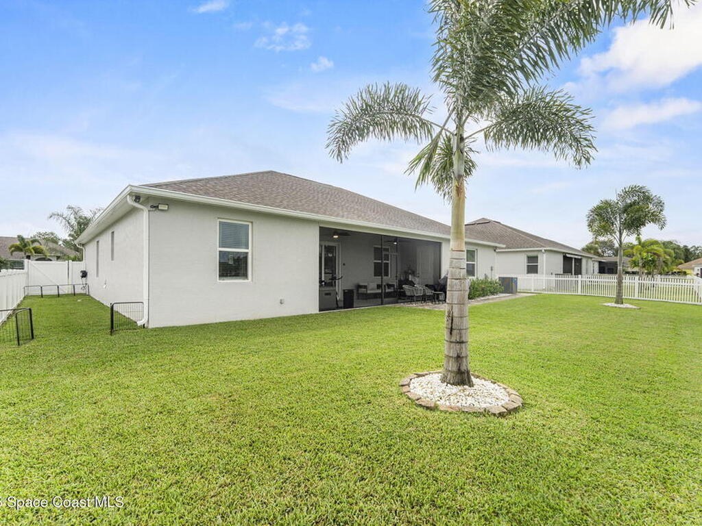 1085 Captiva Island Circle, Palm Bay, FL 32908