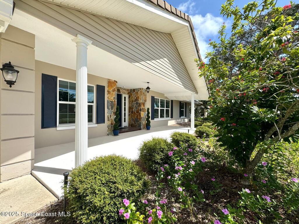 420 Rio Casa Drive, Indialantic, FL 32903