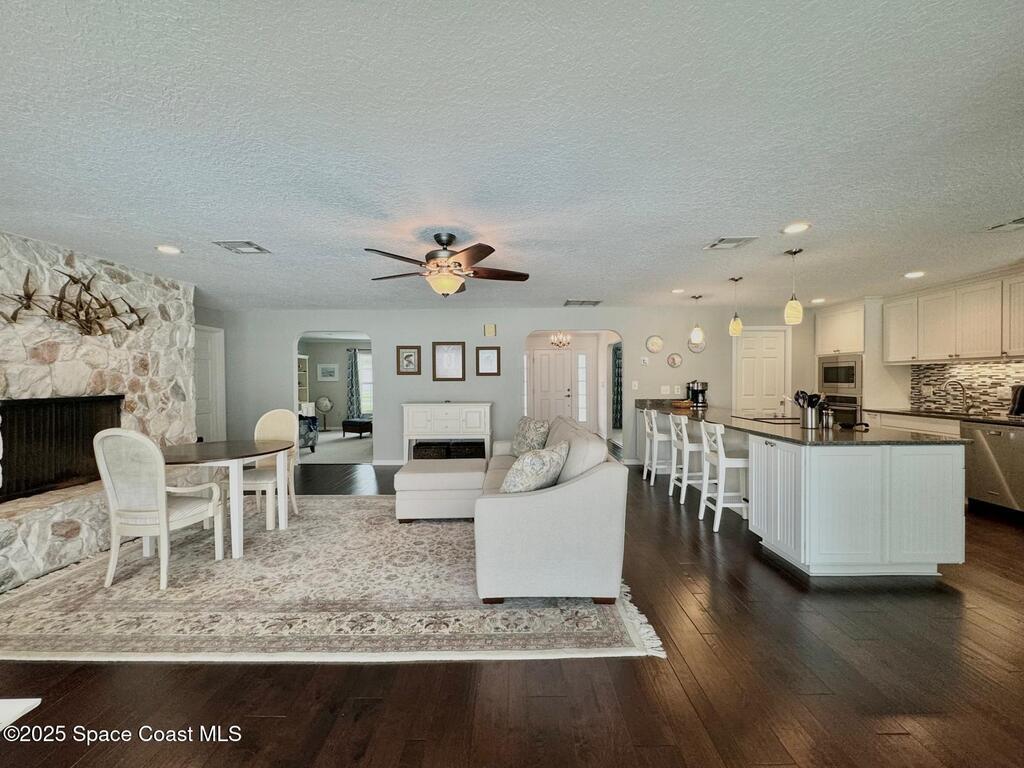 420 Rio Casa Drive, Indialantic, FL 32903