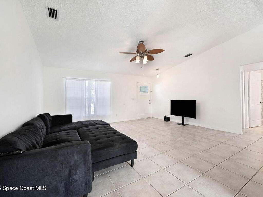 1500 Manzanita Street, Palm Bay, FL 32907