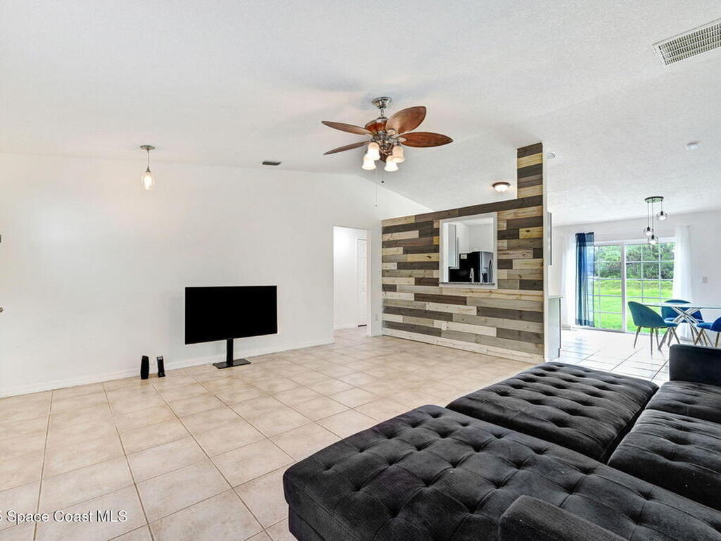 1500 Manzanita Street, Palm Bay, FL 32907