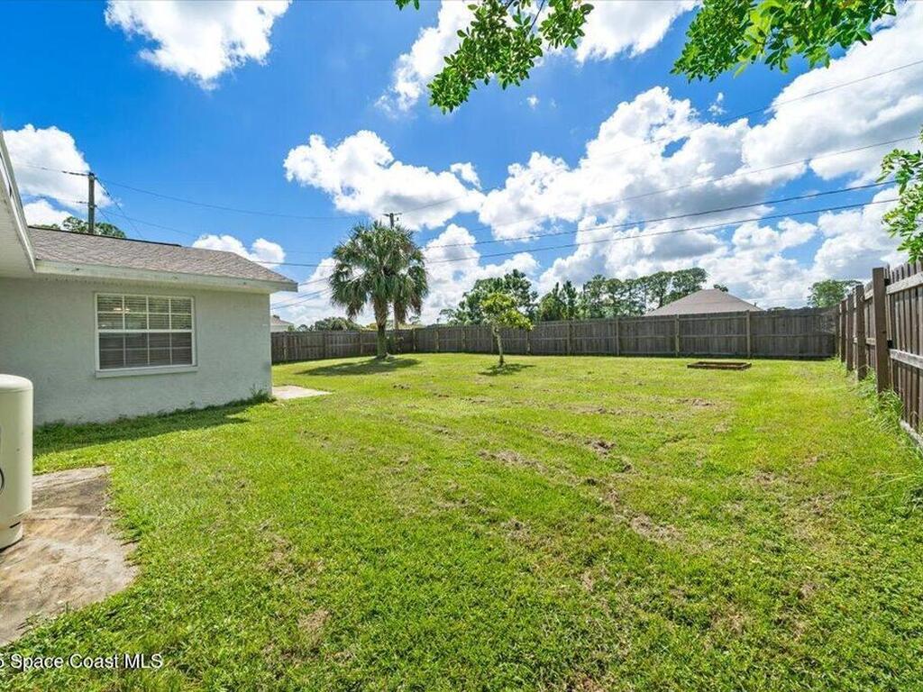 680 Bluefields Street, Palm Bay, FL 32909