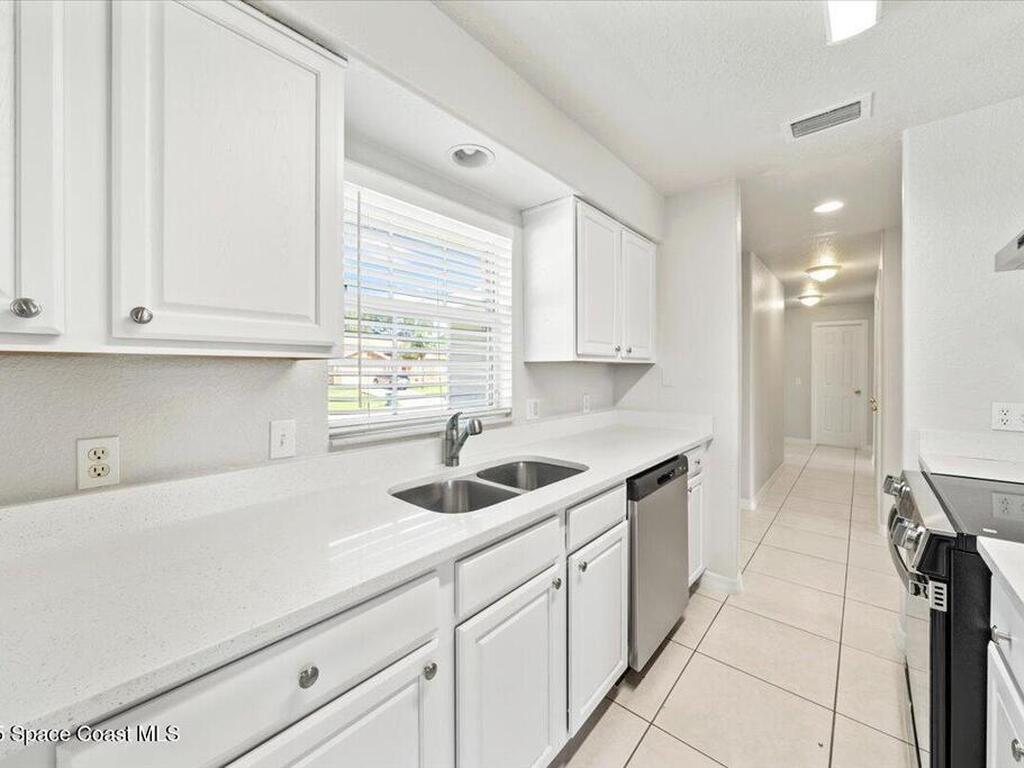 680 Bluefields Street, Palm Bay, FL 32909