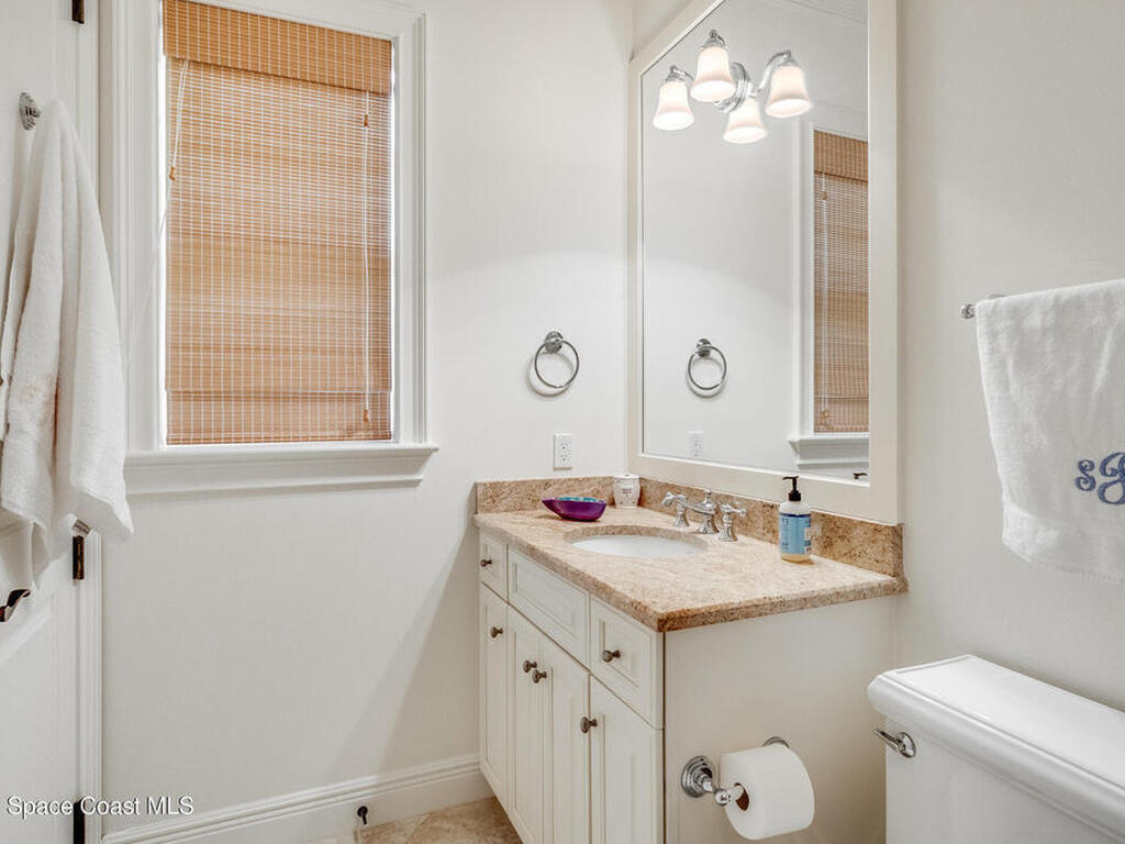 409 S Palm Island Circle, Indian River Shores, FL 32963