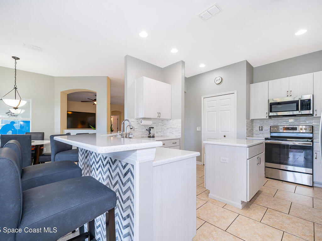 3426 Harborside Court, Kissimmee, FL 34746