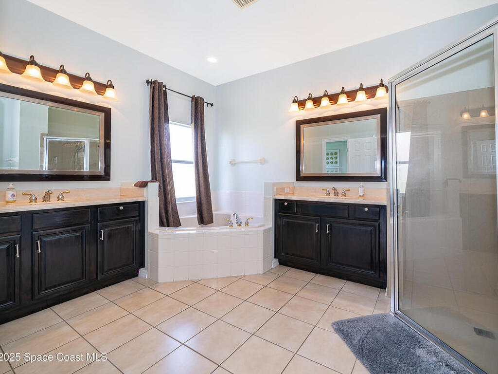 3426 Harborside Court, Kissimmee, FL 34746