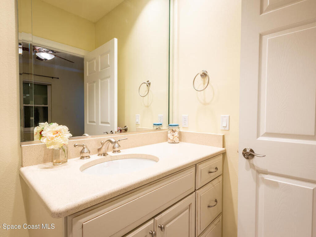 1 Indian River Avenue, Titusville, FL 32796