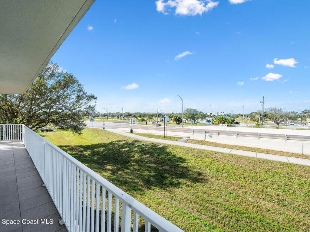 1 Indian River Avenue, Titusville, FL 32796