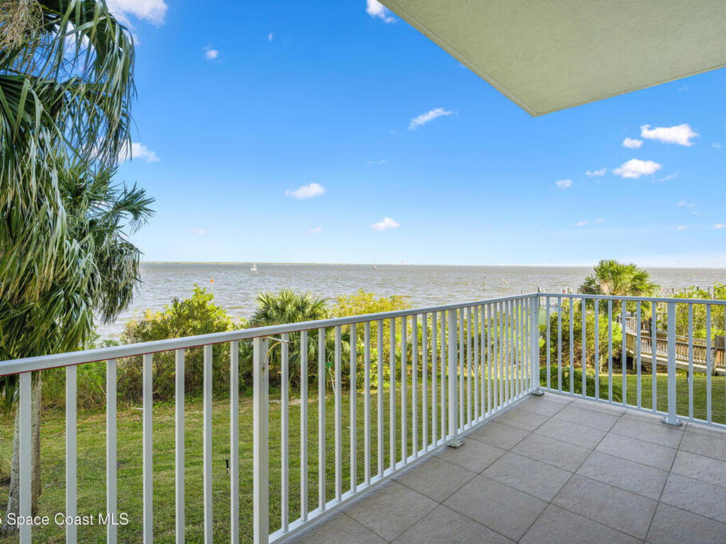 1 Indian River Avenue, Titusville, FL 32796