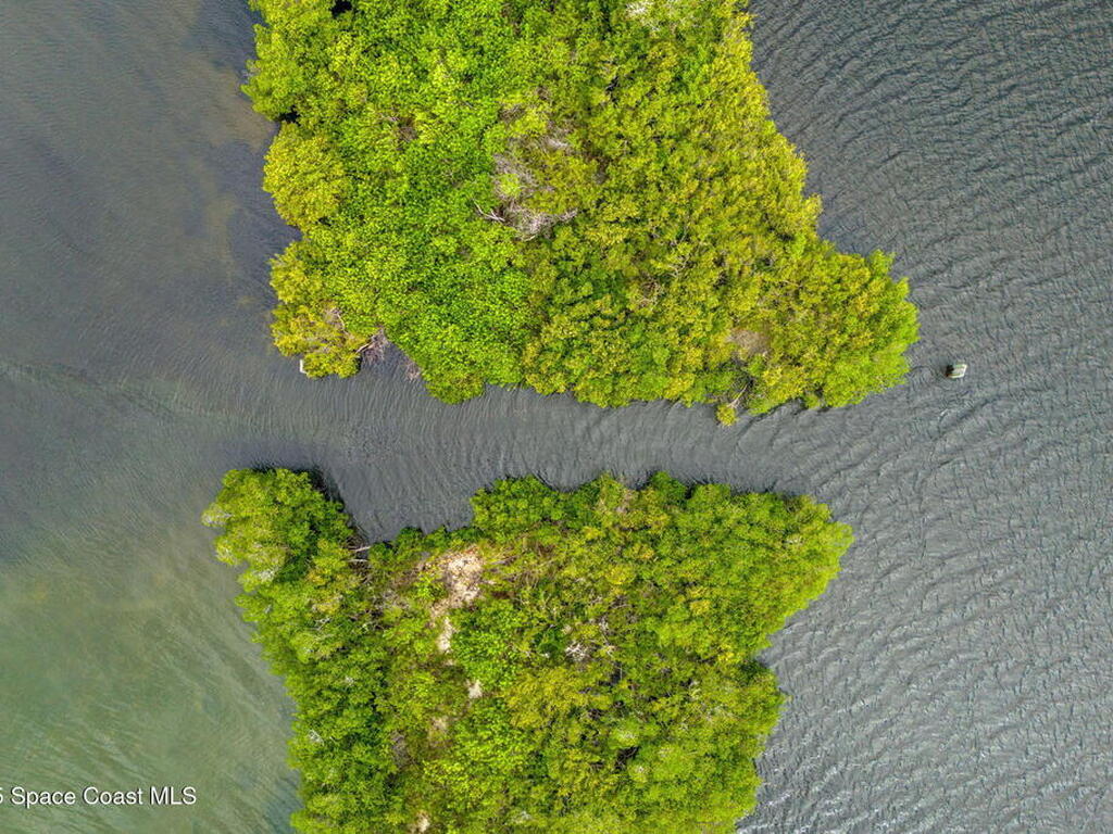 190 Stewart Drive, Merritt Island, FL 32952