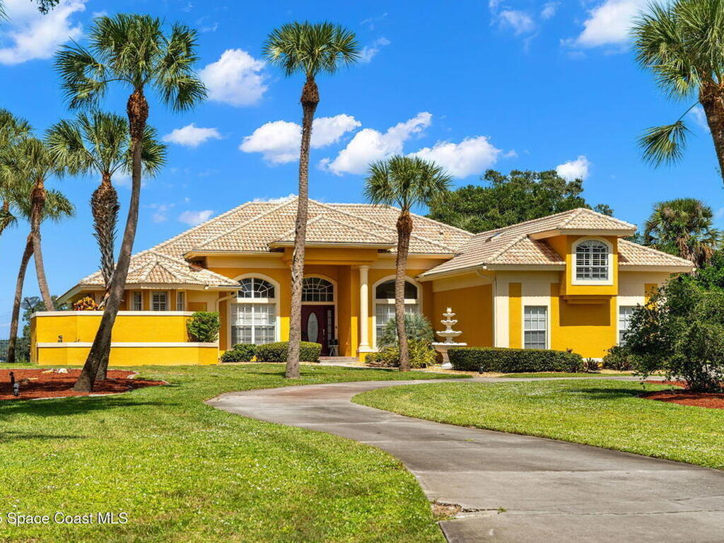 190 Stewart Drive, Merritt Island, FL 32952