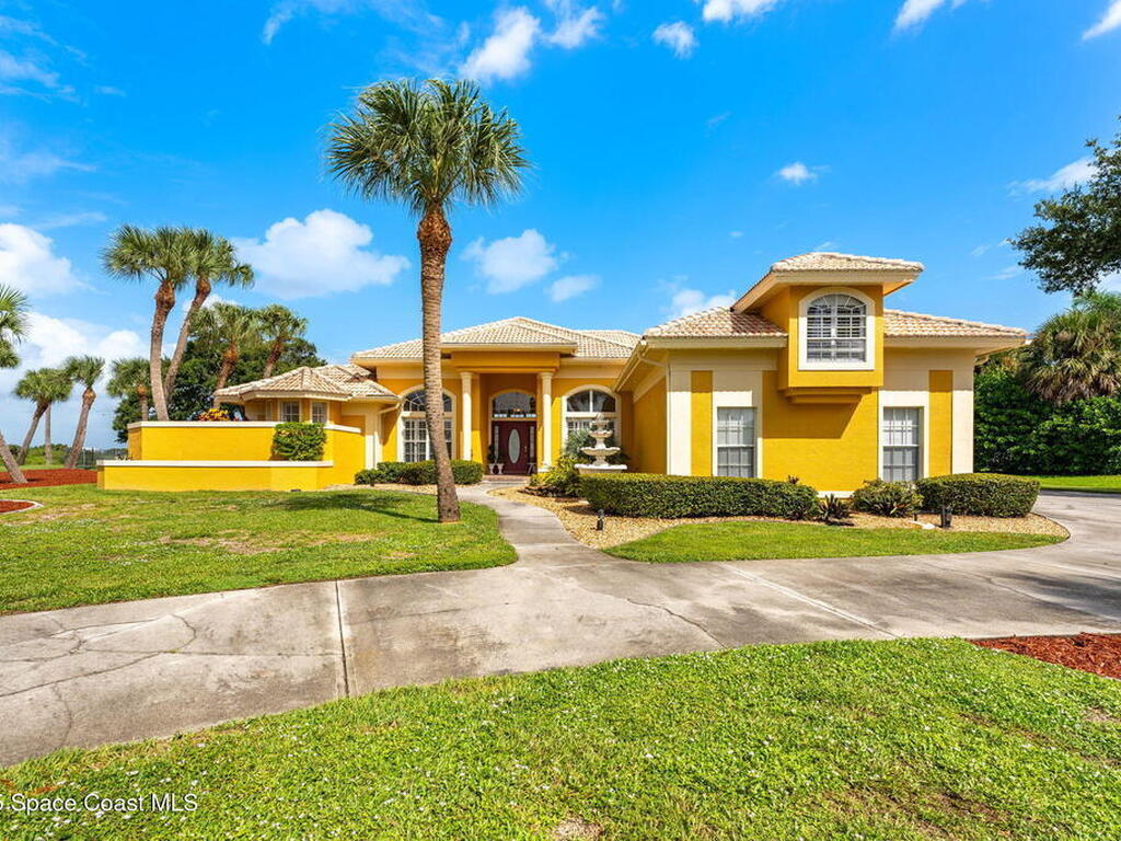 190 Stewart Drive, Merritt Island, FL 32952