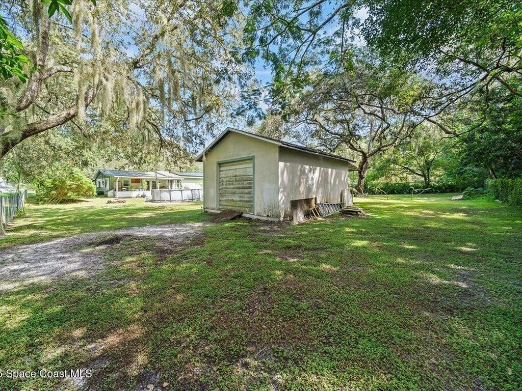 4111 Pecan Street, Mims, FL 32754