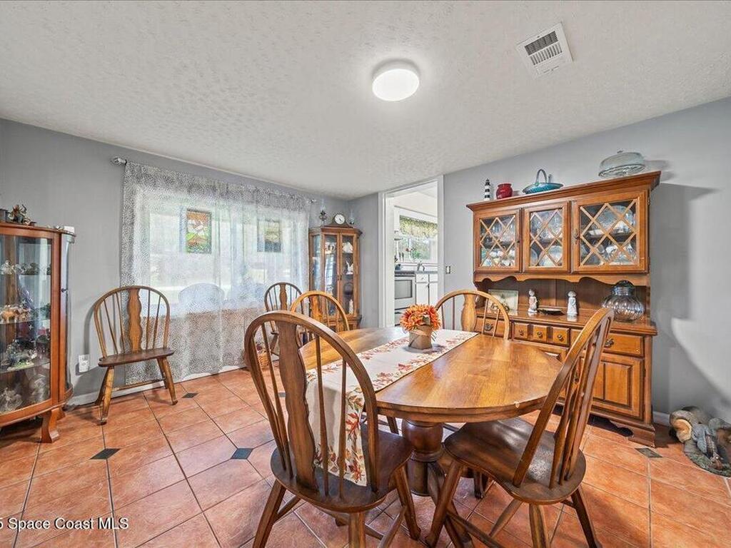 4111 Pecan Street, Mims, FL 32754