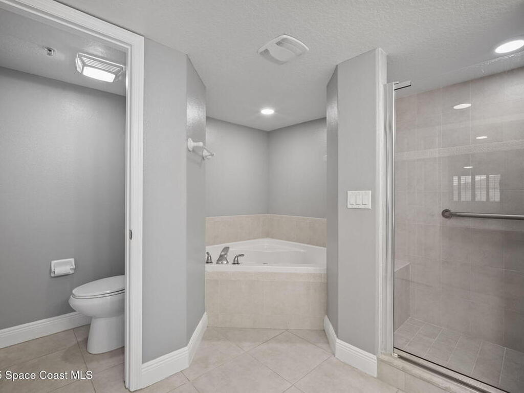 551 Casa Bella Drive, Cape Canaveral, FL 32920