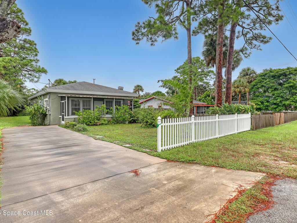 208 Capron Road, Cocoa, FL 32927