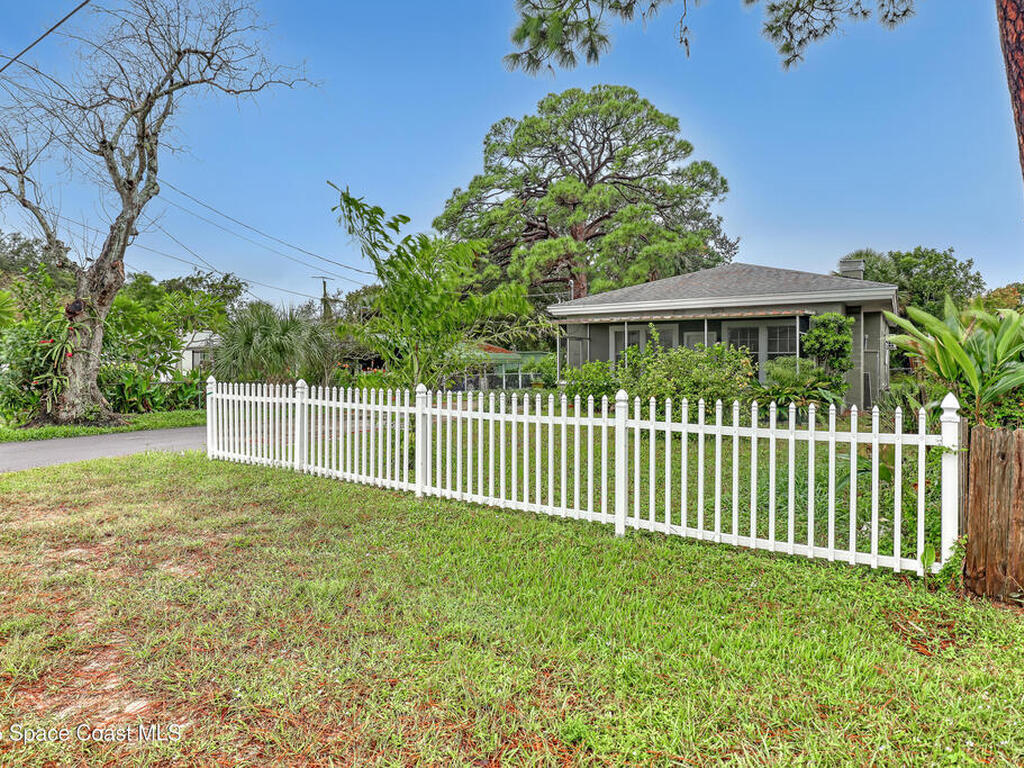 208 Capron Road, Cocoa, FL 32927