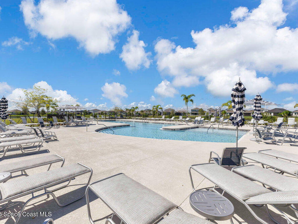 2979 Pangea Circle, Melbourne, FL 32940