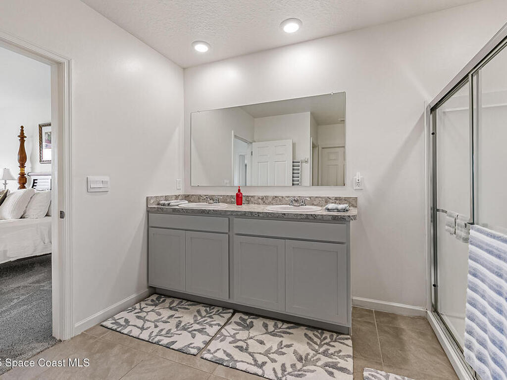 5319 Waterfall Place, Grant-Valkaria, FL 32949