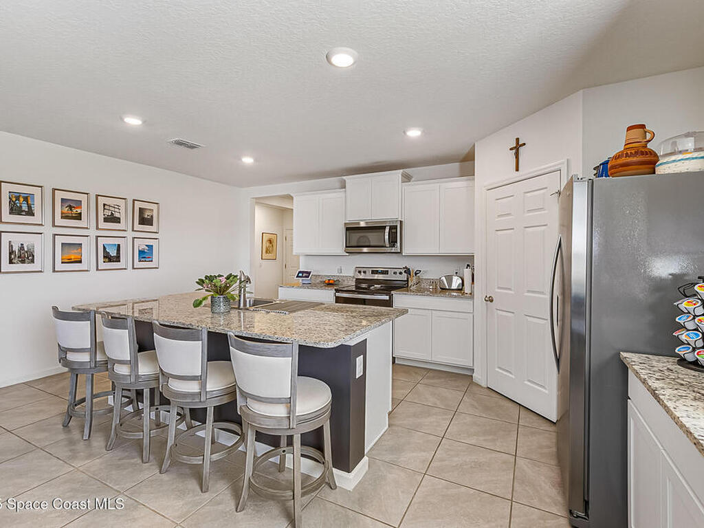 5319 Waterfall Place, Grant-Valkaria, FL 32949