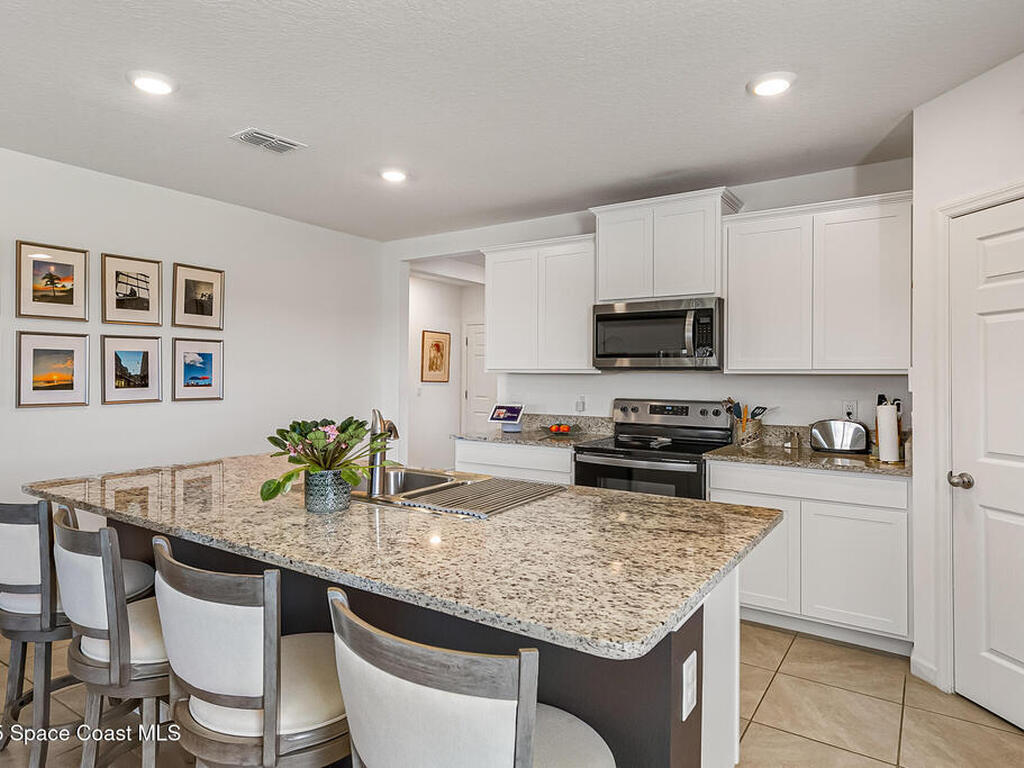 5319 Waterfall Place, Grant-Valkaria, FL 32949