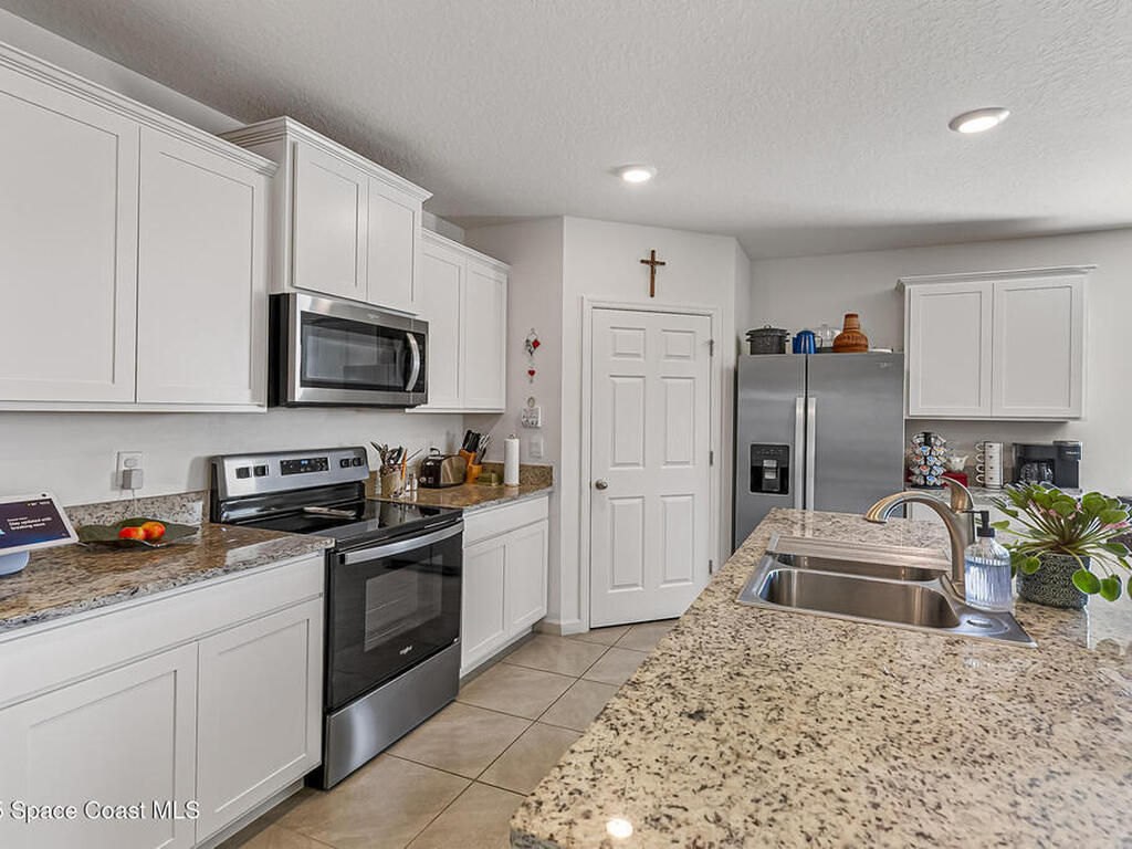 5319 Waterfall Place, Grant-Valkaria, FL 32949