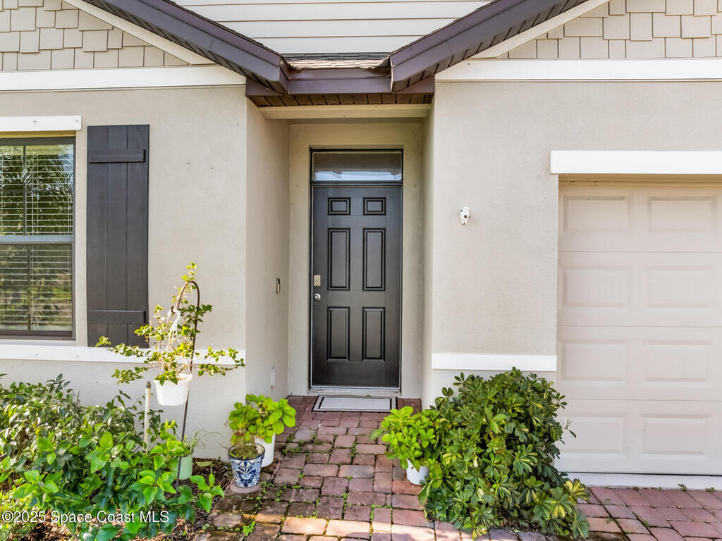 5319 Waterfall Place, Grant-Valkaria, FL 32949