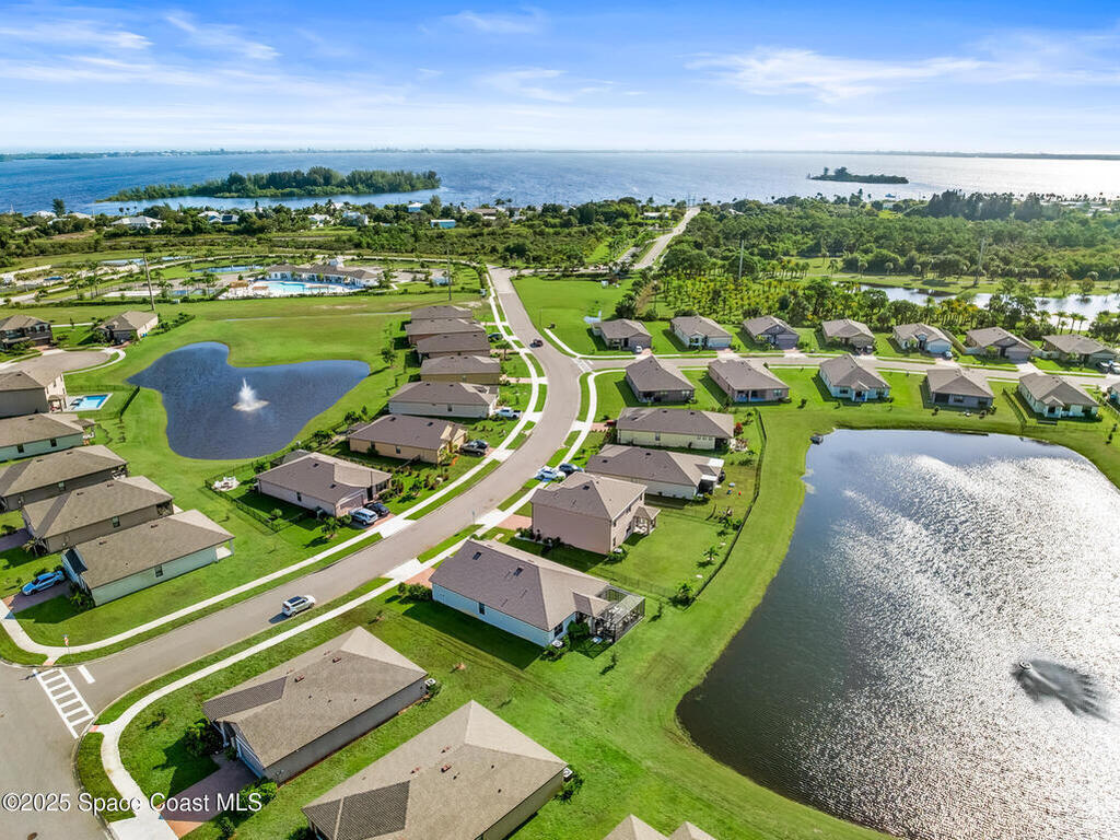 5319 Waterfall Place, Grant-Valkaria, FL 32949