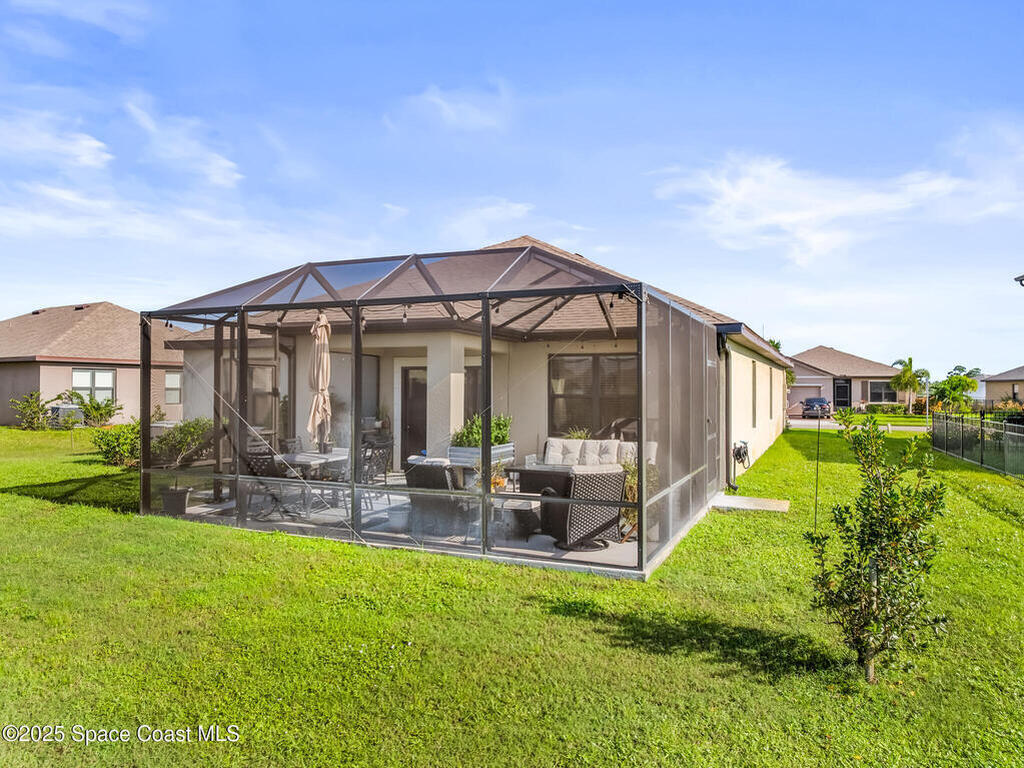 5319 Waterfall Place, Grant-Valkaria, FL 32949