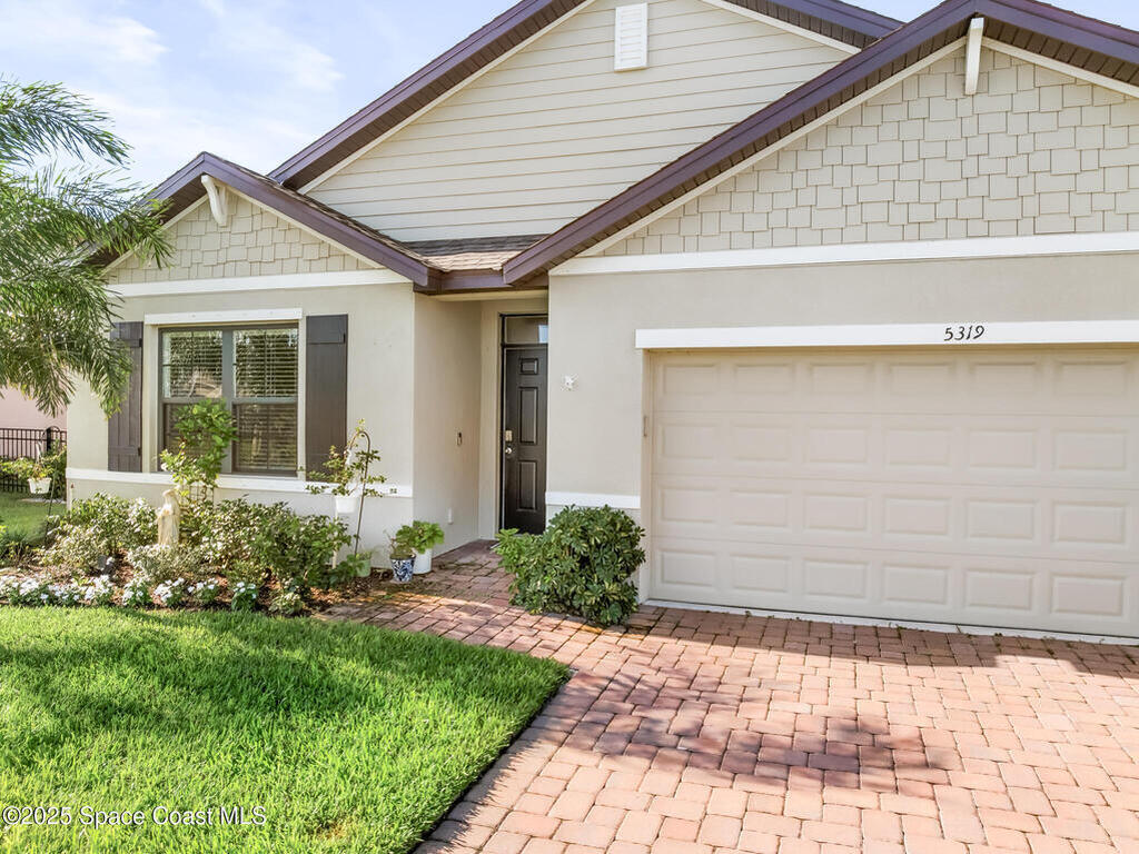 5319 Waterfall Place, Grant-Valkaria, FL 32949