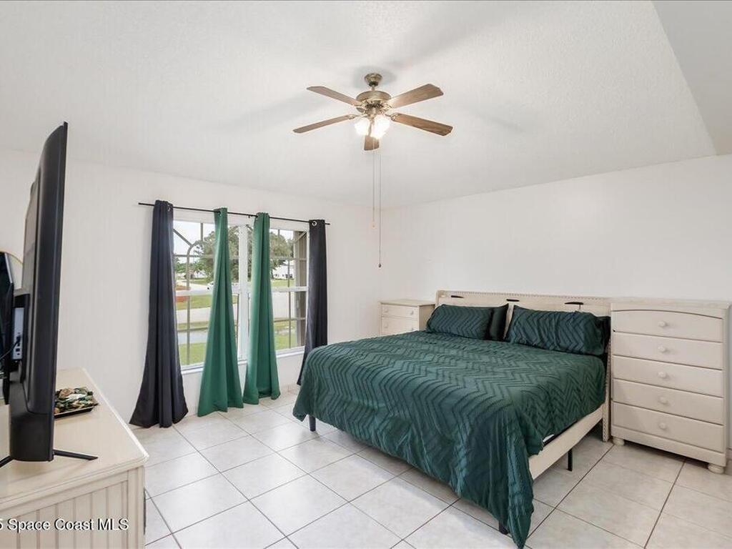 302 Arapahoe Lane, Palm Bay, FL 32907