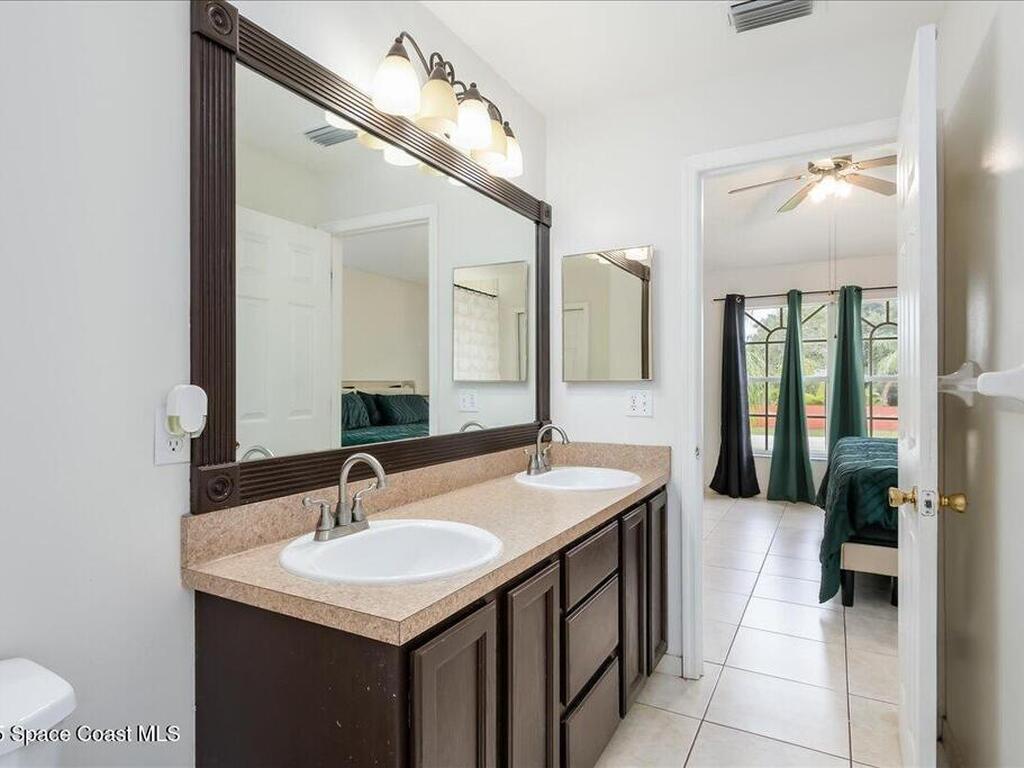 302 Arapahoe Lane, Palm Bay, FL 32907