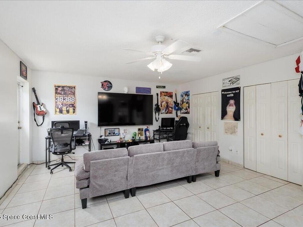 302 Arapahoe Lane, Palm Bay, FL 32907