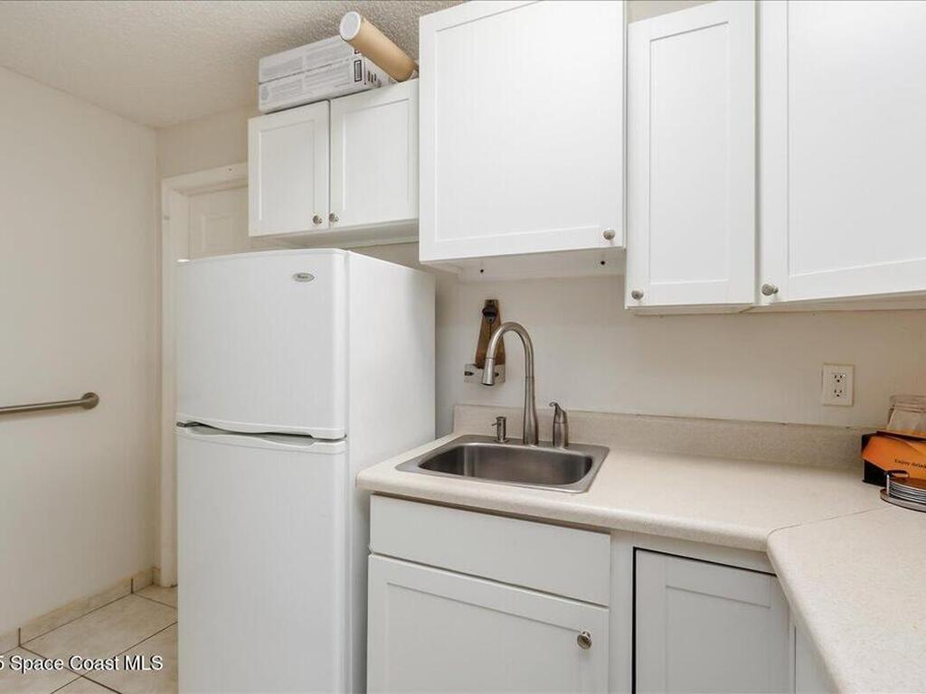 302 Arapahoe Lane, Palm Bay, FL 32907