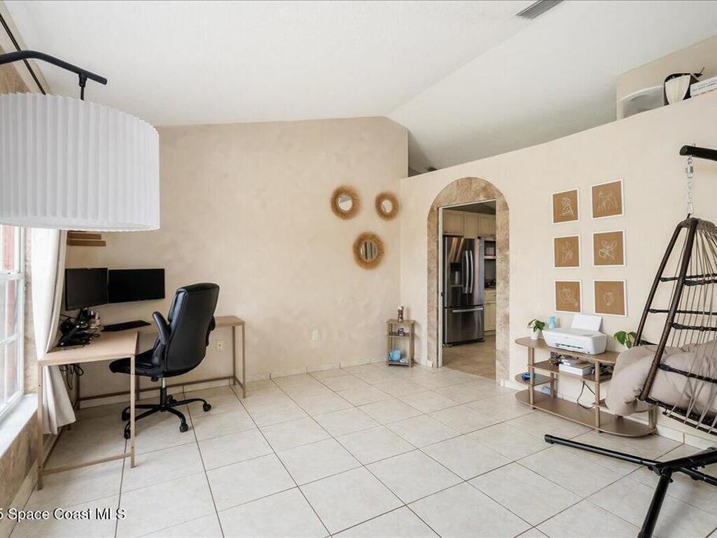 302 Arapahoe Lane, Palm Bay, FL 32907