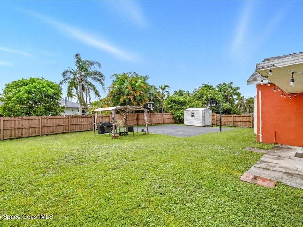 302 Arapahoe Lane, Palm Bay, FL 32907
