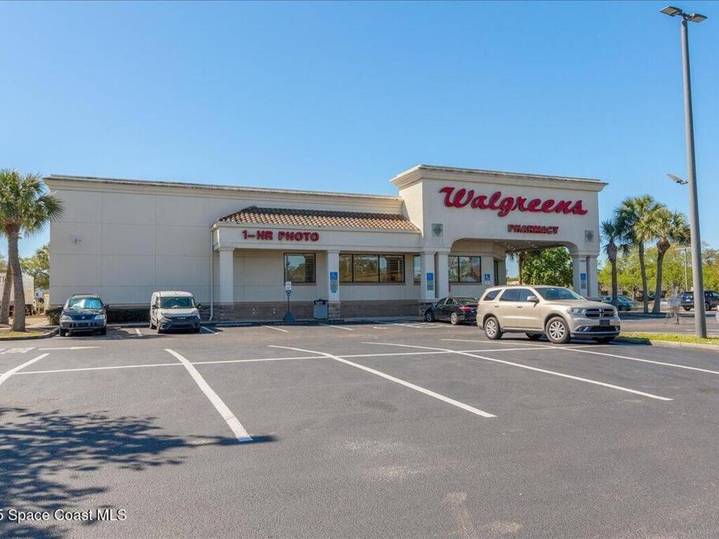 302 Arapahoe Lane, Palm Bay, FL 32907