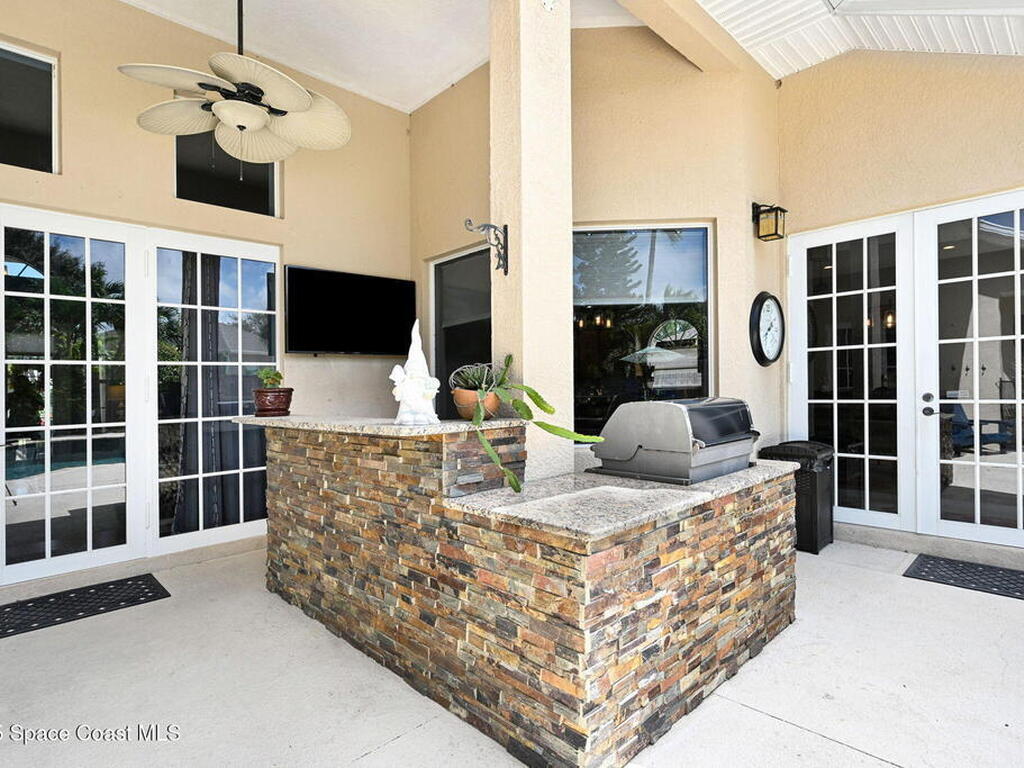 2735 S Courtenay Parkway, Merritt Island, FL 32952