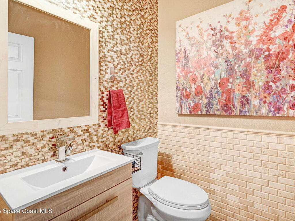 2735 S Courtenay Parkway, Merritt Island, FL 32952