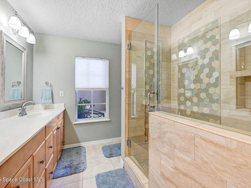 2735 S Courtenay Parkway, Merritt Island, FL 32952