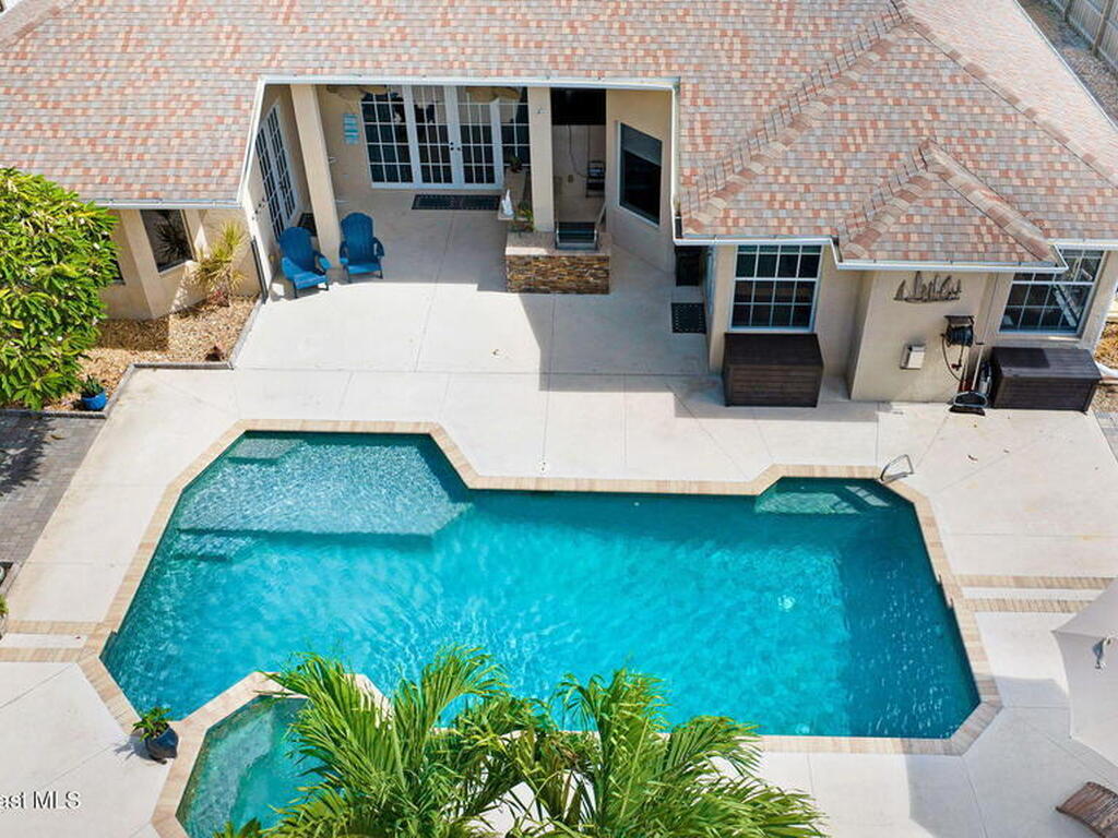 2735 S Courtenay Parkway, Merritt Island, FL 32952