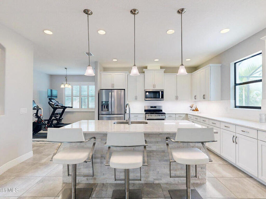 7553 Poulicny Lane, Melbourne, FL 32940