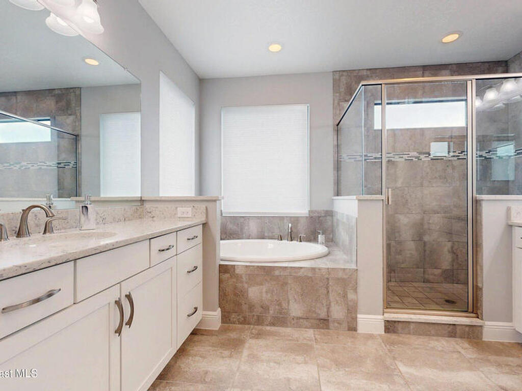 7553 Poulicny Lane, Melbourne, FL 32940