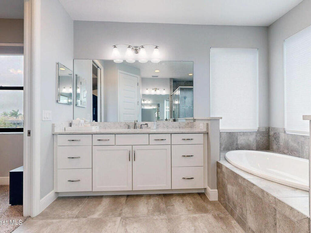 7553 Poulicny Lane, Melbourne, FL 32940